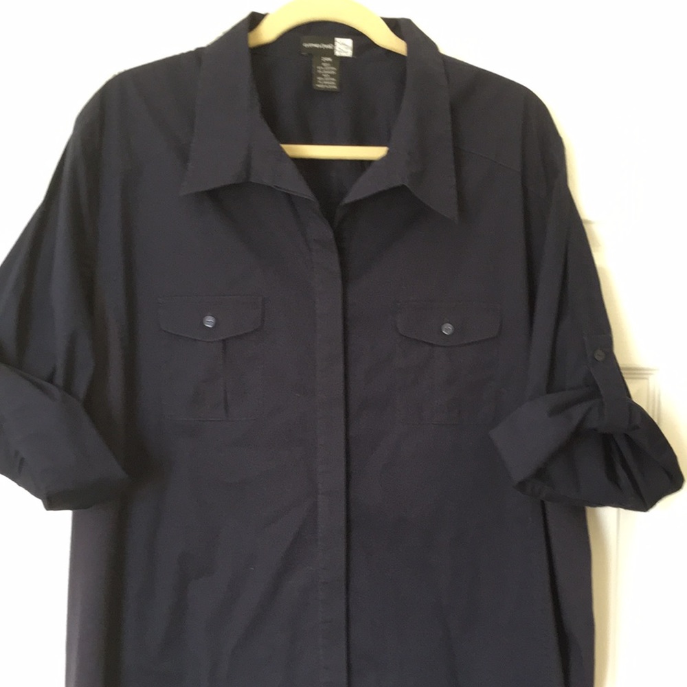 New clothes ( real) Saks fifth Ave 24 W washable cotton blend buttons down top.